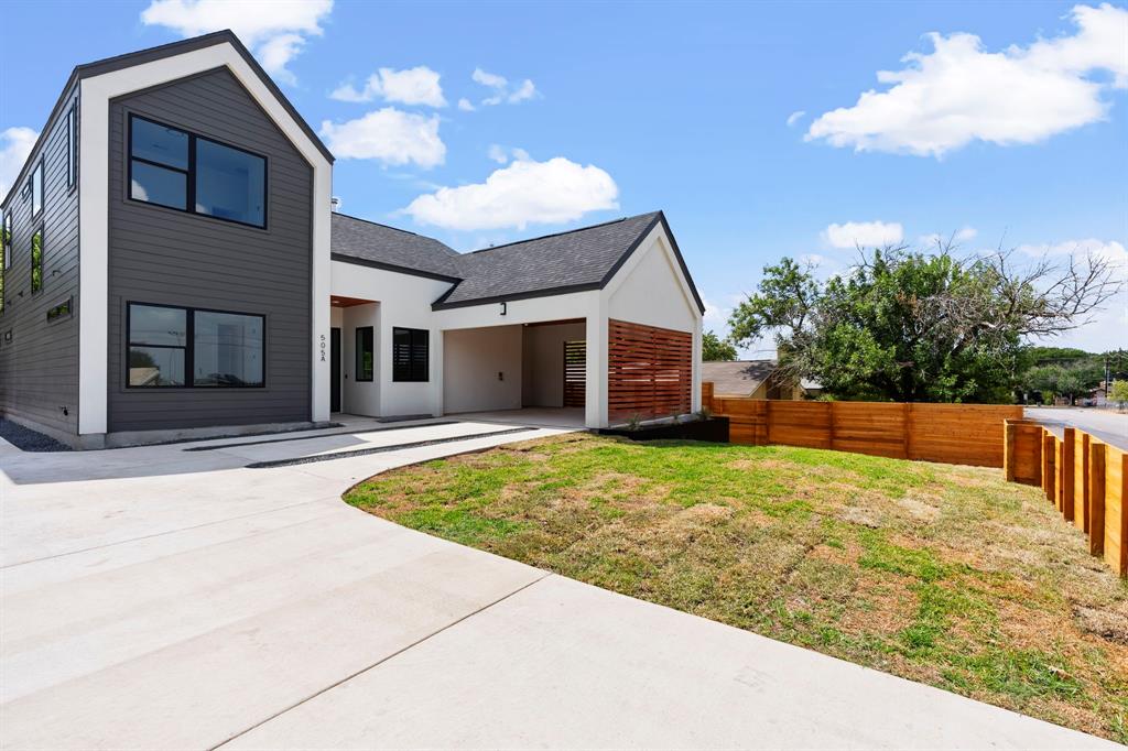 View 505 Thelma Dr Unit #A in Buckingham Estates Sec 03 505 Thelma Dr Unit #A - front exterior - Luxury home in Buckingham Estates Sec 03, Austin, TX
