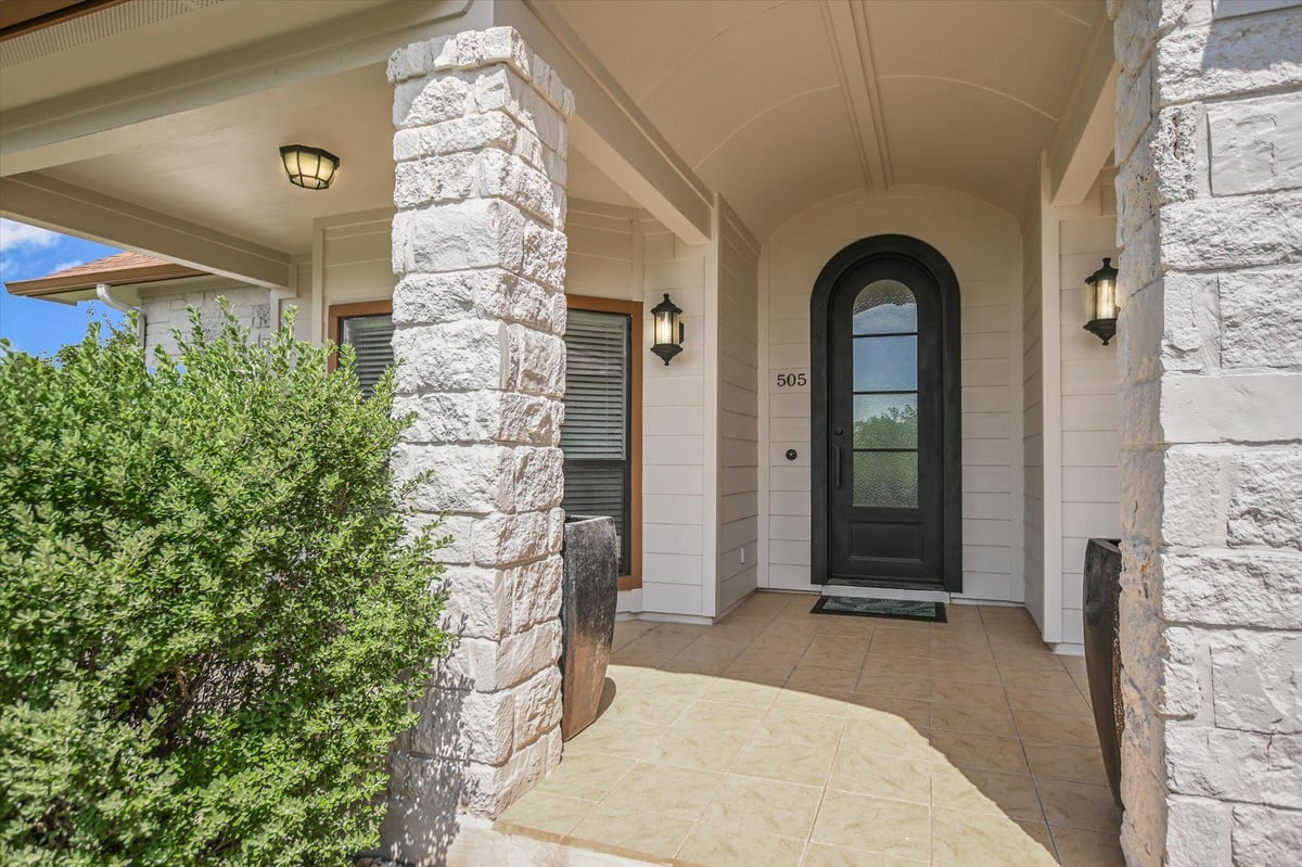 Primary bedroom at 505 Vista View Trl - 3 bed 3 bath home