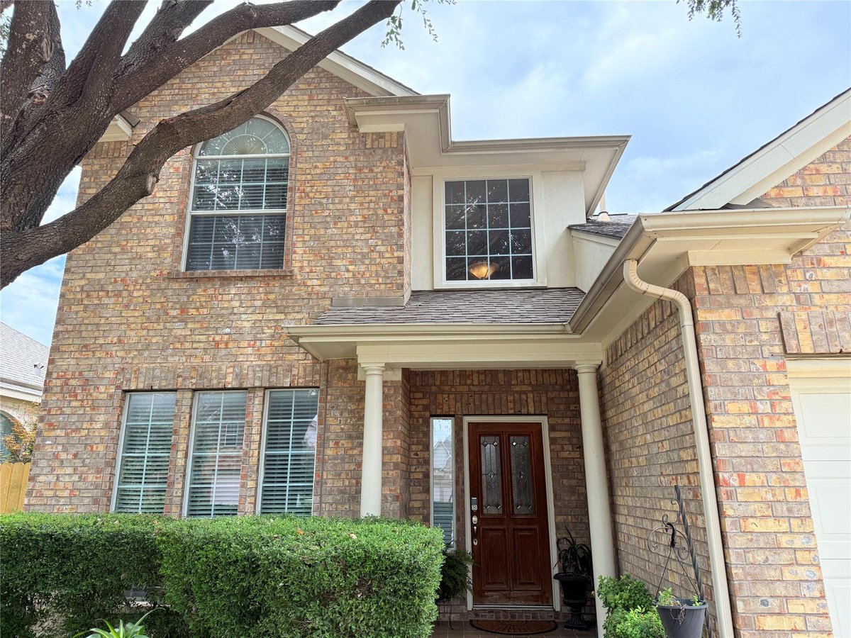 Primary bedroom at 506 Fern Ct - 4 bed 2 bath home