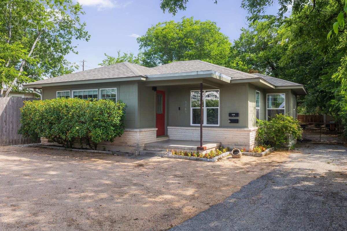 View 506 W 51st ST Unit #A in Koenig Place 506 W 51st ST Unit #A - front exterior - Luxury home in Koenig Place, Austin, TX