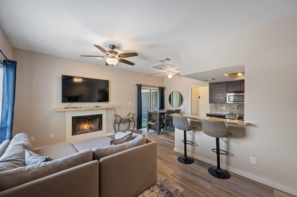 Living area at 506 W San Antonio St Unit #A5 - 2 bed 2 bath home