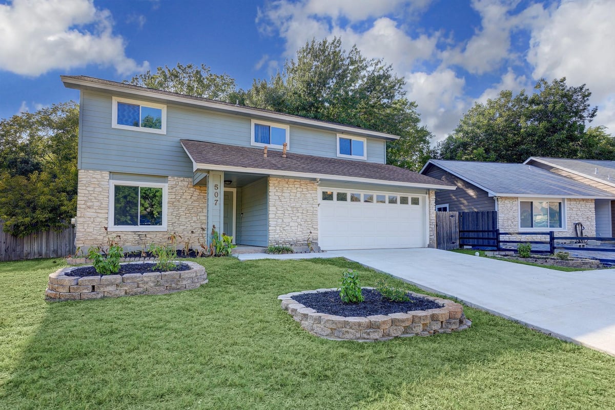 View 507 Blackberry Dr in Beaconridge 04-B 507 Blackberry Dr - front exterior - Luxury home in Beaconridge 04-B, Austin, TX