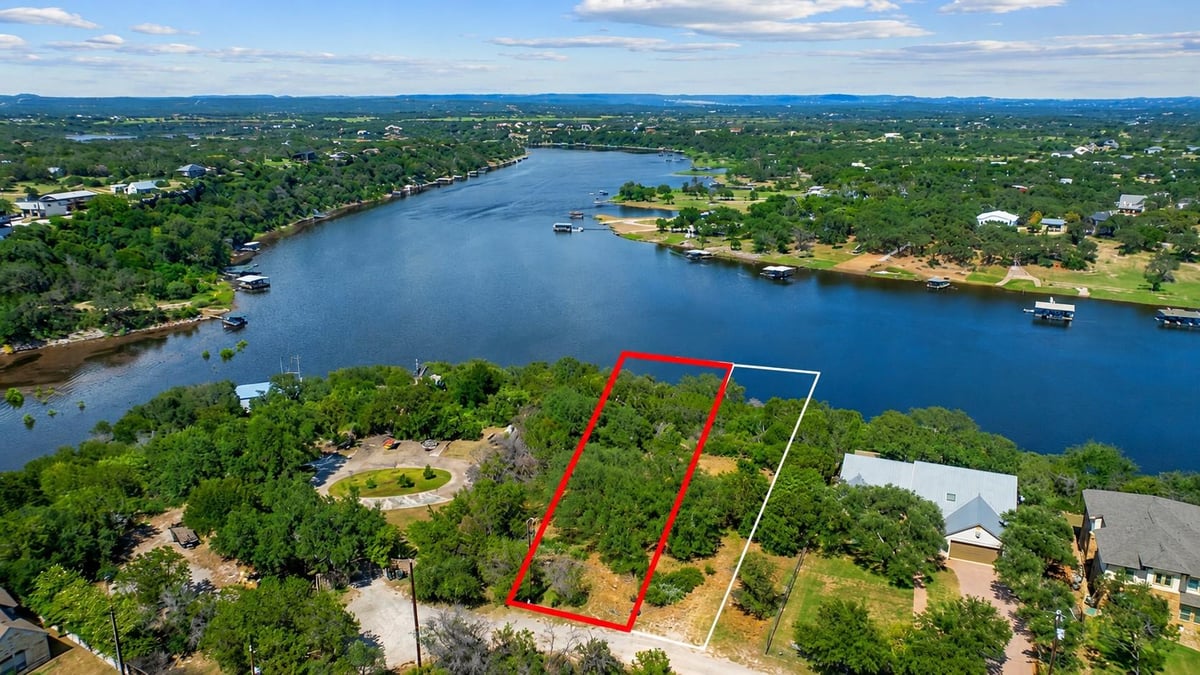 View 509 Nomad DR in Paleface Lake Country Estates 509 Nomad DR - front exterior - Luxury lot in Paleface Lake Country Estates, Spicewood, TX