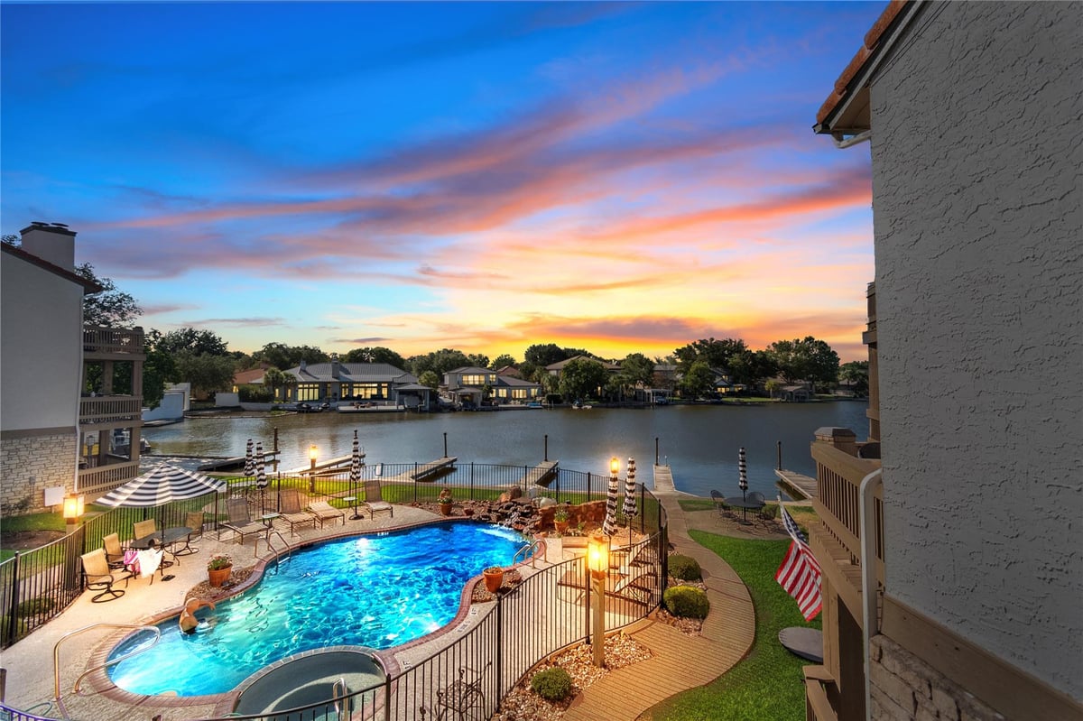 509 Short Circuit Unit #203 - property photo 1 - Luxury home in Horseshoe Bay Proper, Horseshoe Bay, TX