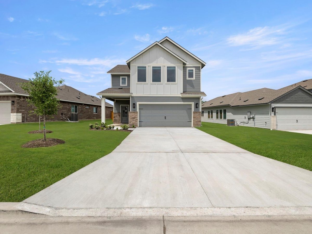 View 509 Yellow Ribbon in Sonterra 509 Yellow Ribbon - front exterior - Luxury home in Sonterra, Jarrell, TX