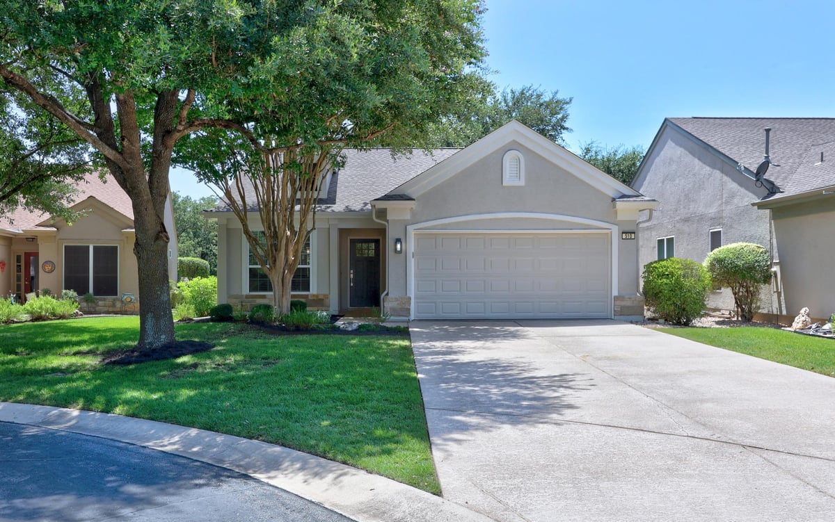 510 Crockett LOOP - front exterior - Luxury home in Sun City Georgetown Nbrhd 24A, Georgetown, TX