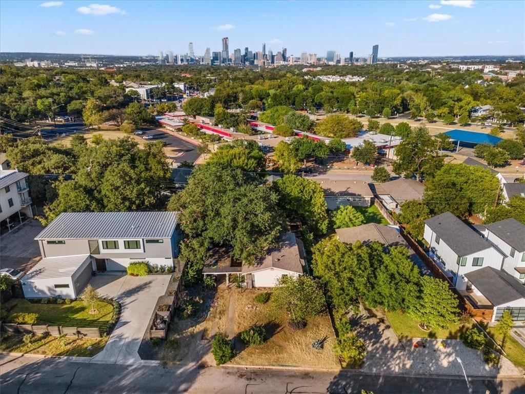 View 510 South Park Dr in South Park Sec 02 510 South Park Dr - front exterior - Luxury home in South Park Sec 02, Austin, TX