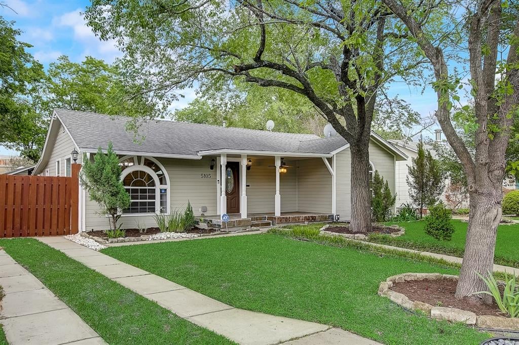 View 5105 Valley Oak DR in Highland Park West 5105 Valley Oak DR - front exterior - Luxury home in Highland Park West, Austin, TX