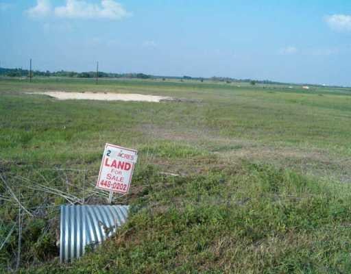 View 5108 Turnersville Rd 5108 Turnersville Rd - front exterior - Luxury lot in Creedmoor, TX
