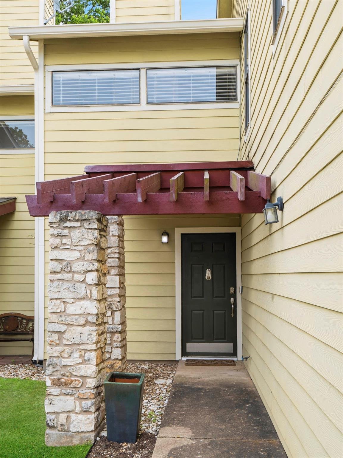View 512 Eberhart Ln Unit #204 in Sweetbriar Garden Homes Condom 512 Eberhart Ln Unit #204 - front exterior - Luxury home in Sweetbriar Garden Homes Condom, Austin, TX