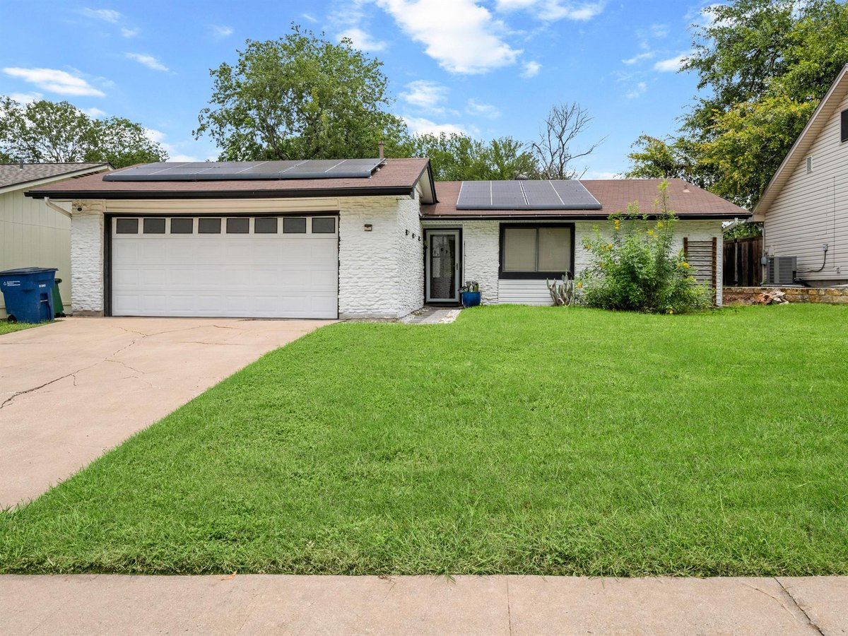 View 512 Mulberry DR in Beaconridge 04-A 512 Mulberry DR - front exterior - Luxury home in Beaconridge 04-A, Austin, TX