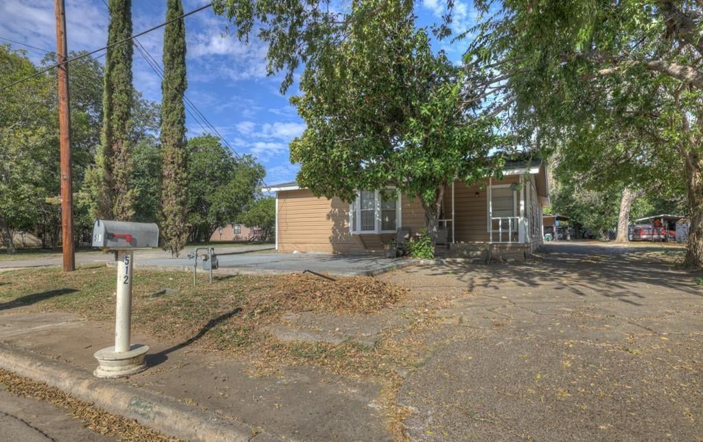 Kitchen at 512 Valley St - 4 bed 1 bath home