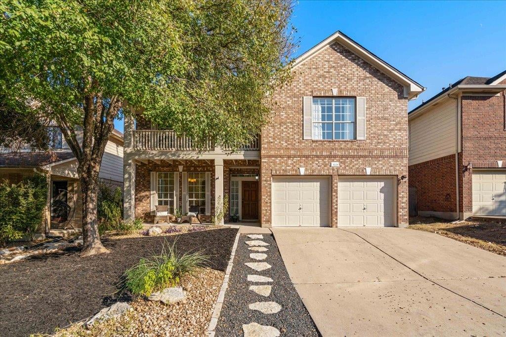 View 5128 Bluestar DR in Circle C Ranch Ph C Sec 08-B 5128 Bluestar DR - property photo 1 - Luxury home in Circle C Ranch Ph C Sec 08-B, Austin, TX