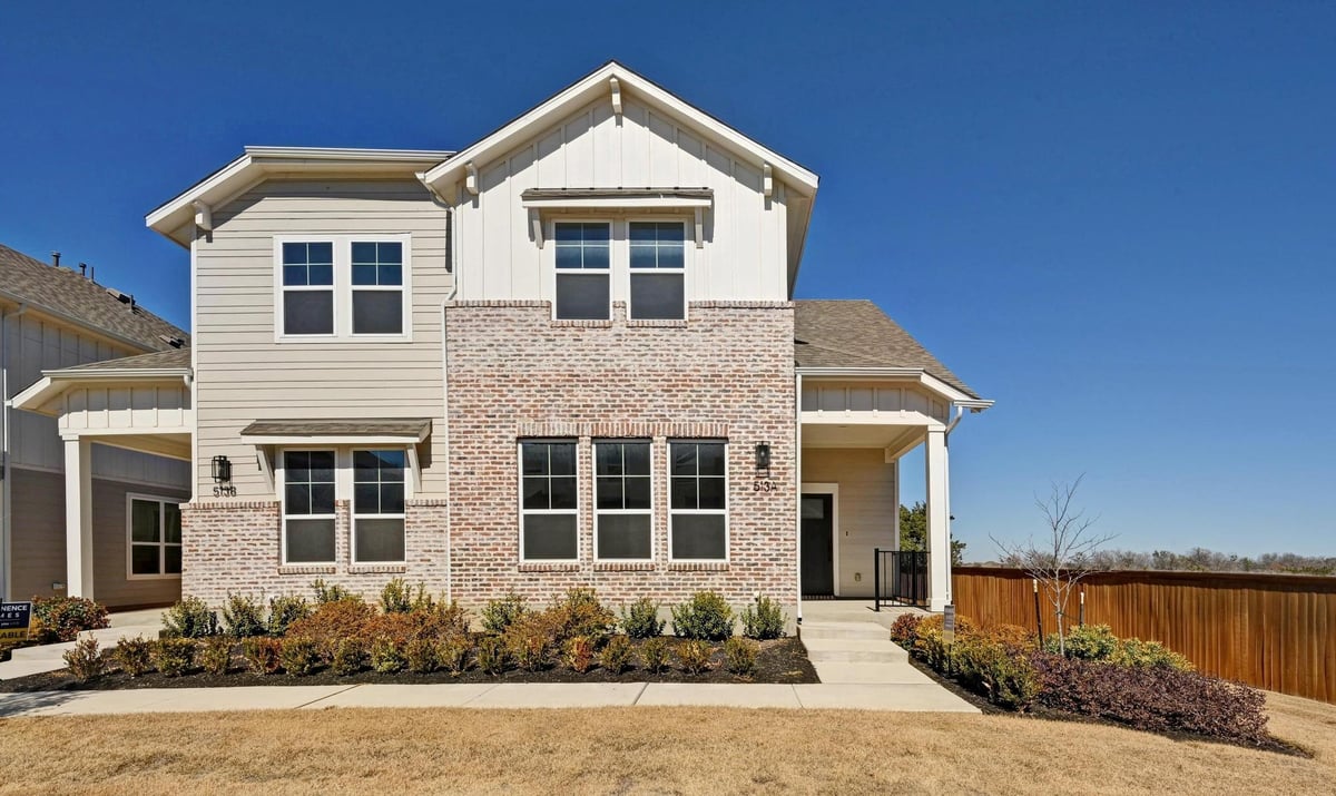 View 513 A Burlington DR in Townhomes At The Porch Du Pre 513 A Burlington DR - property photo 1 - Luxury home in Townhomes At The Porch Du Pre, Buda, TX