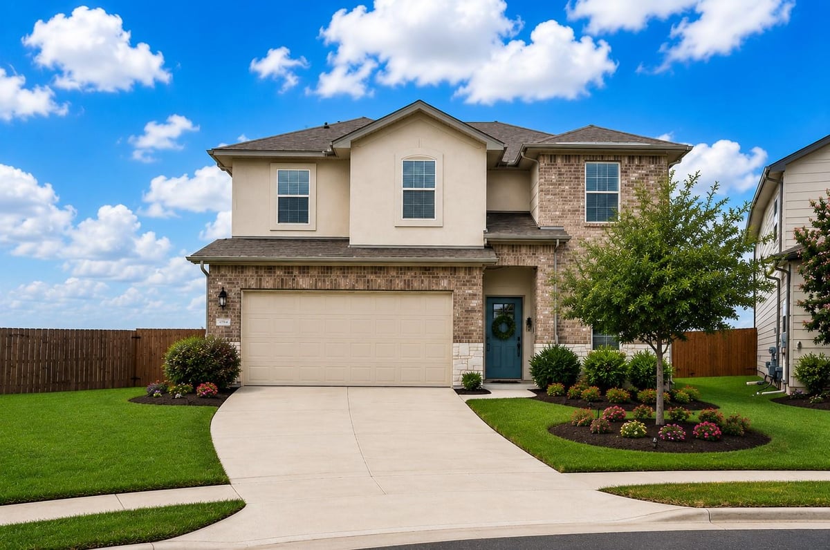 513 Emerald CV - front exterior - Luxury home in BridgeHaven Parks at Westhaven, Georgetown, TX