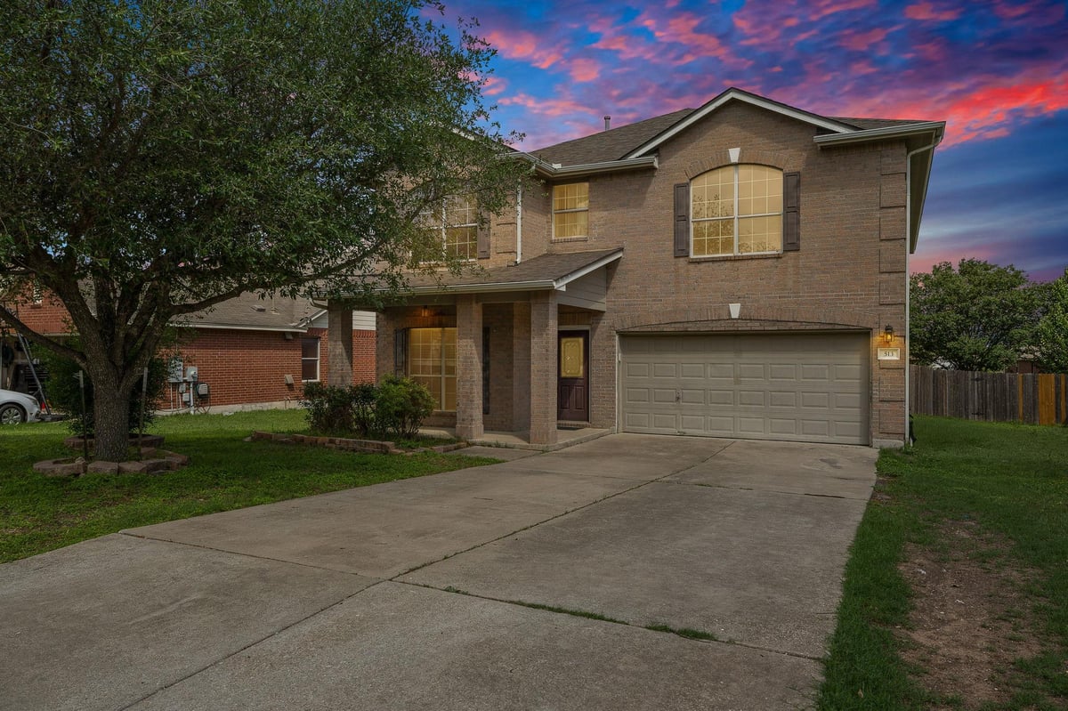 View 513 Friendship Cv in Old Town Village Sec 03 513 Friendship Cv - front exterior - Luxury home in Old Town Village Sec 03, Leander, TX