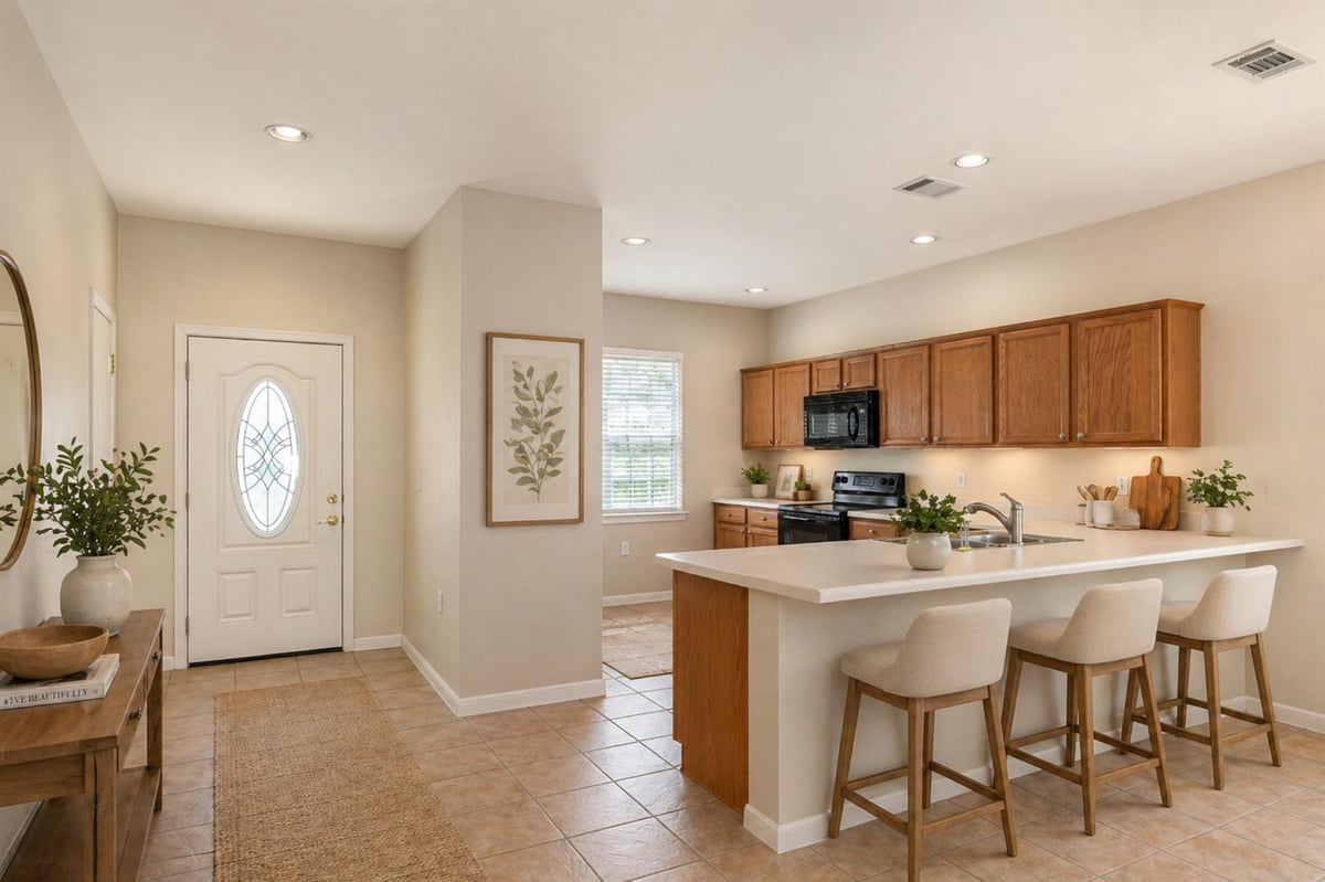 View 516 Texas DR in Sun City Georgetown Ph 04A Neighborhood 15 Pu 516 Texas DR - property photo 1 - Luxury home in Sun City Georgetown Ph 04A Neighborhood 15 Pu, Georgetown, TX