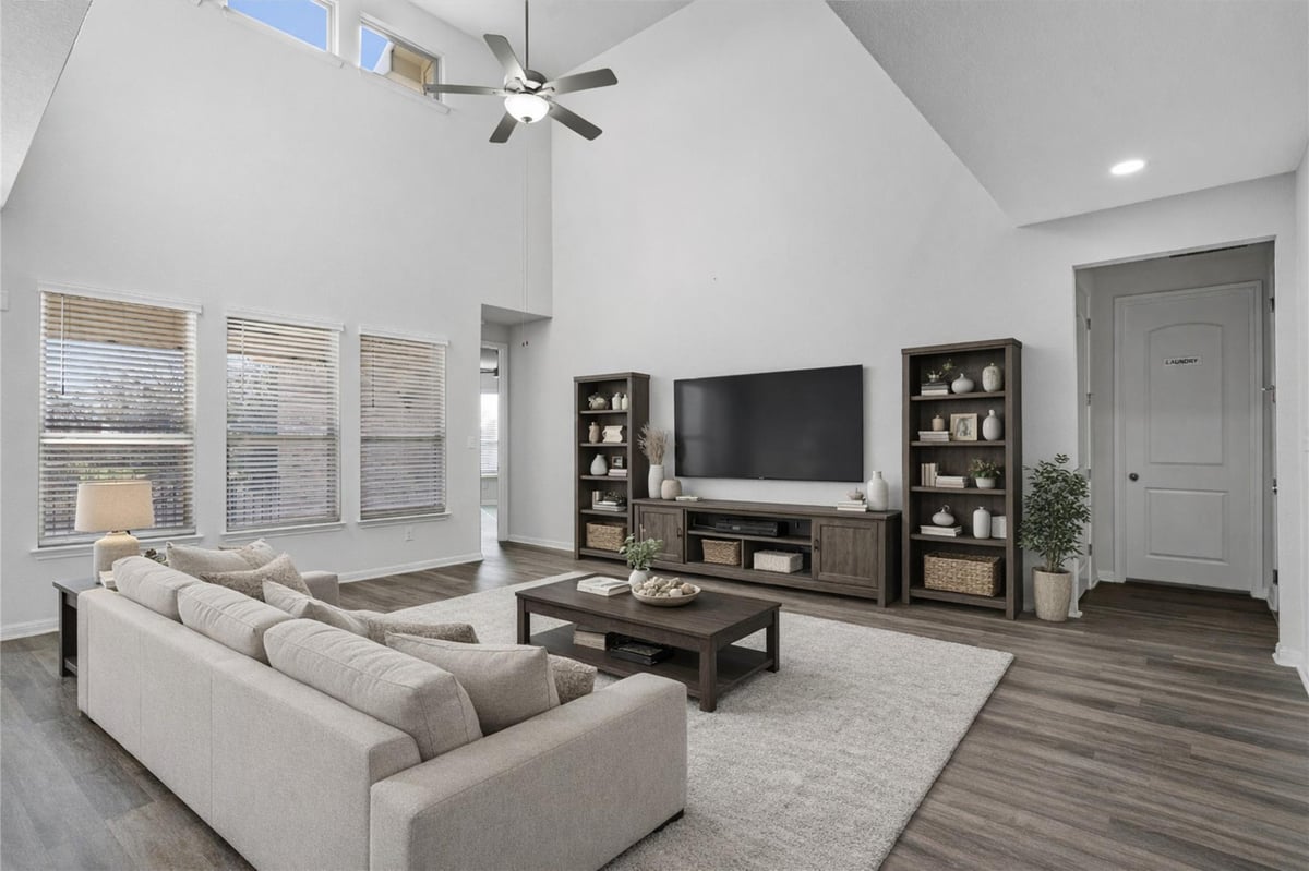 Living area at 5165 Veranda Ter - 4 bed 3 bath home