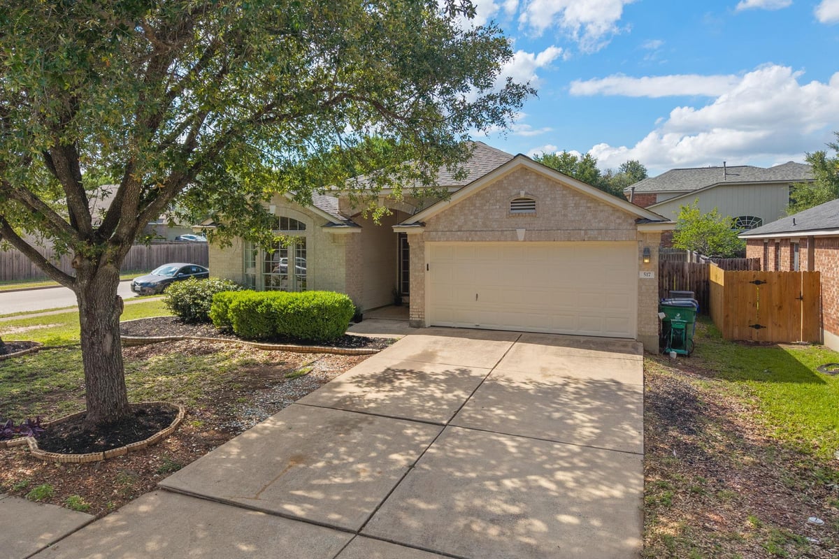 View 517 Paso Fino Trl in Quest Village Sec 06 517 Paso Fino Trl - front exterior - Luxury home in Quest Village Sec 06, Cedar Park, TX