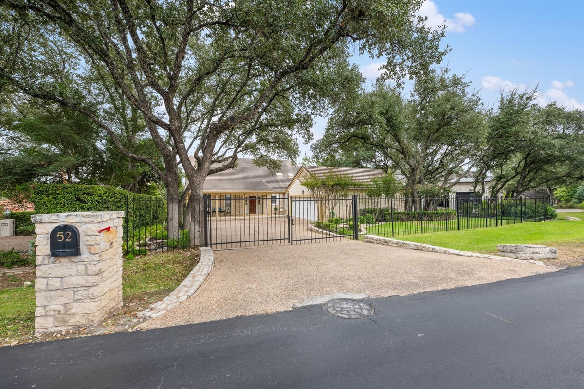 View 52 Club Estates Pkwy in Hills Lakeway Ph 01 52 Club Estates Pkwy - front exterior - Luxury home in Hills Lakeway Ph 01, The Hills, TX