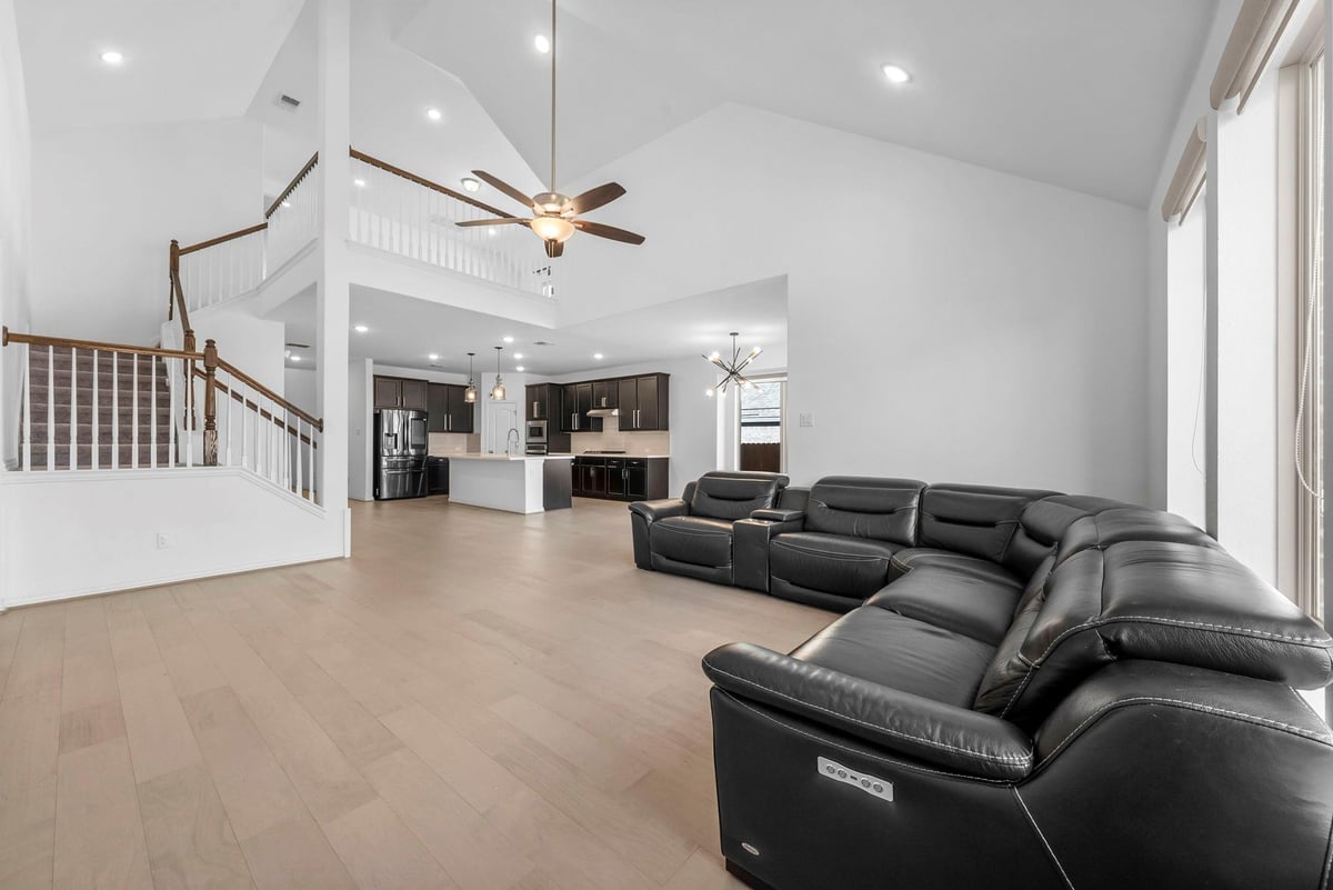 Primary bedroom at 520 Landing Ln - 5 bed 3 bath home