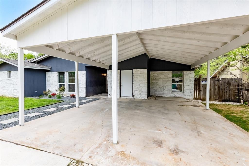 Primary bedroom at 5200 Purple Sage Dr - Las Cimas Sec 01, Austin, TX
