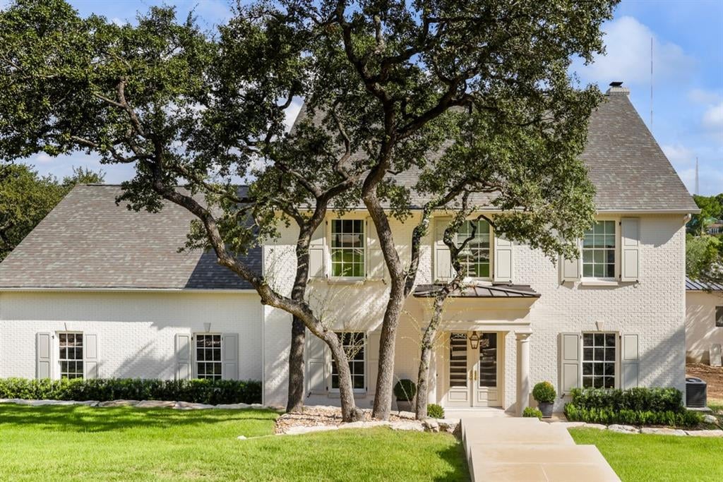 View 5201 Fossil Rim Rd in Madrone Terrace 5201 Fossil Rim Rd - property photo 1 - Luxury home in Madrone Terrace, Austin, TX