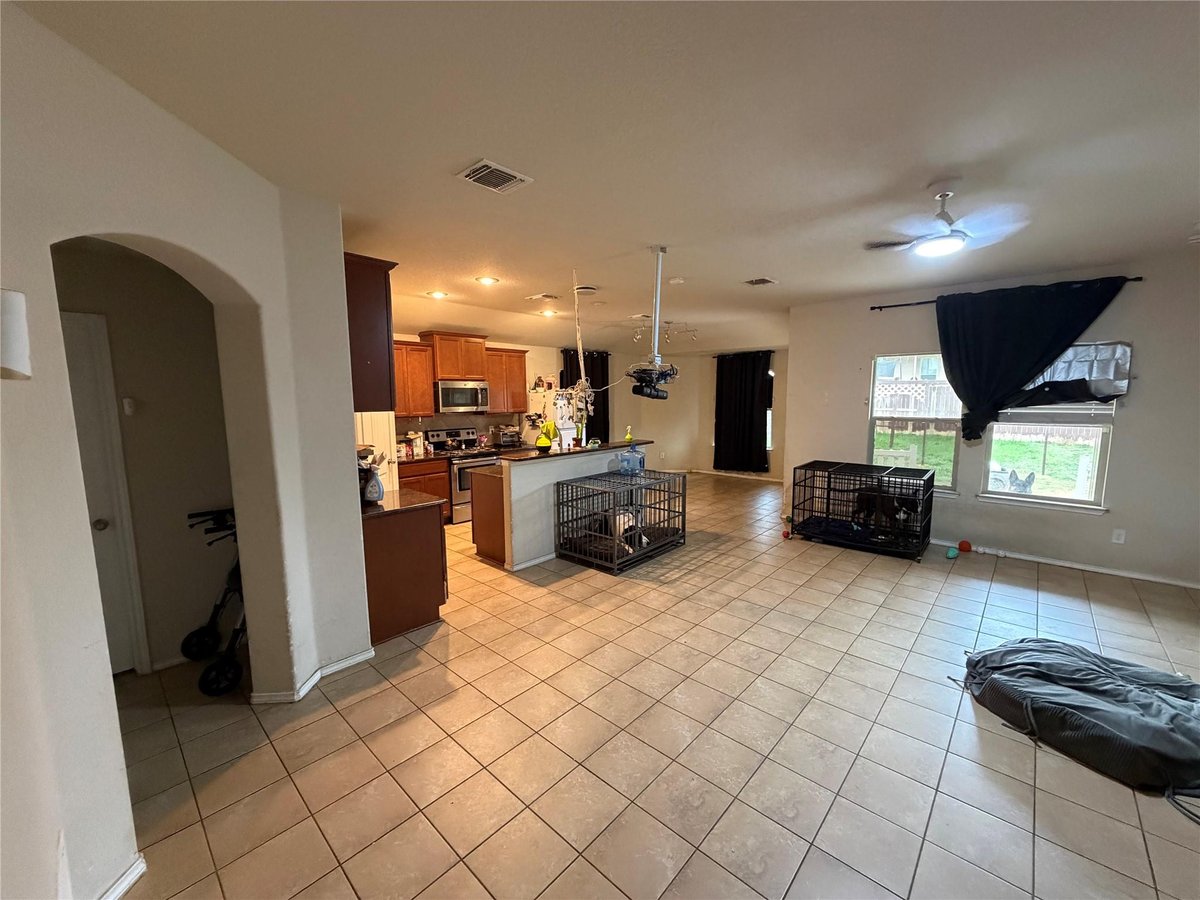 Living area at 5202 Dauphin Dr - 3 bed 2 bath home