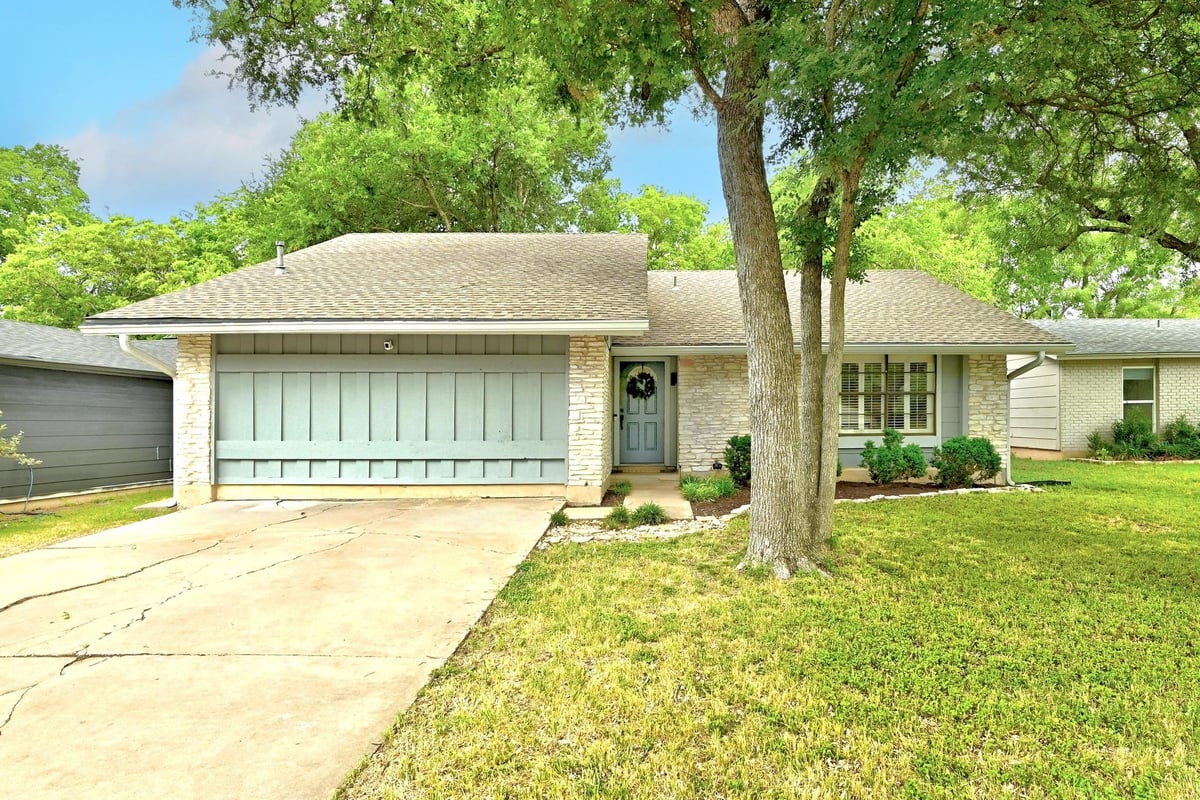 View 5202 Hedgewood Dr in Community Of Fairview Sec 6 5202 Hedgewood Dr - front exterior - Luxury home in Community Of Fairview Sec 6, Austin, TX