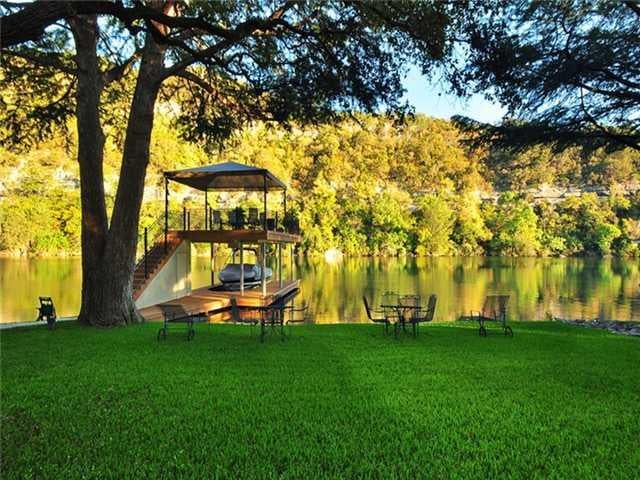 View 5203 S SCOUT ISLAND Cir in Lake Austin 5203 S SCOUT ISLAND Cir - property photo 1 - Luxury home in Lake Austin, Austin, TX