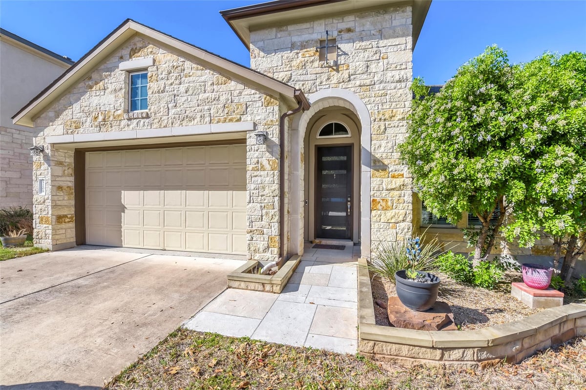 5208 Cornflower Dr - front exterior - Luxury home in Greyrock Ridge Ph 2, Austin, TX