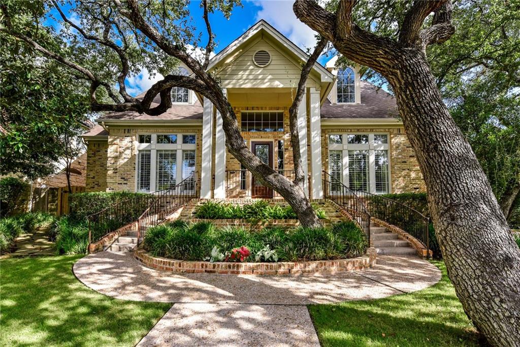 View 5208 S Scout Island Cir in Courtyard Ph 03-A 5208 S Scout Island Cir - property photo 1 - Luxury home in Courtyard Ph 03-A, Austin, TX