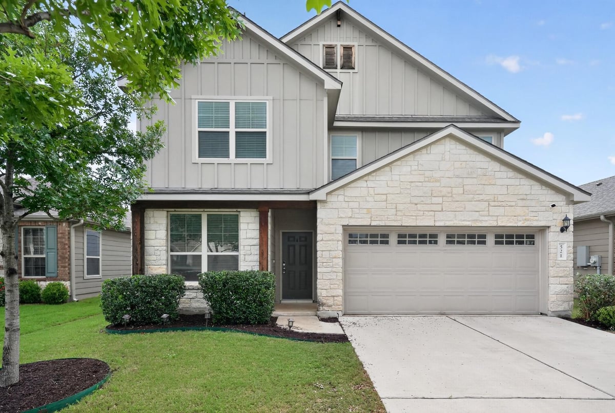 521 Staton ST - front exterior - Luxury home in Carlson Place, Georgetown, TX