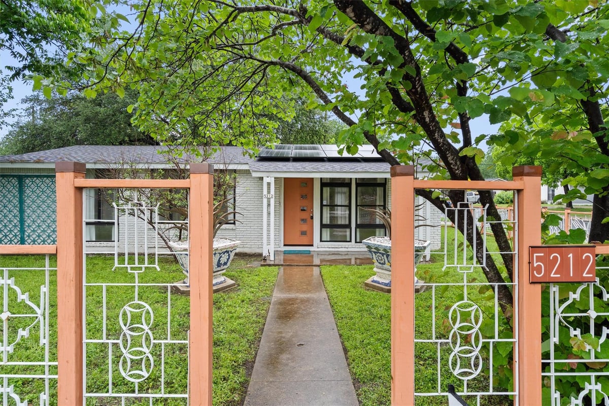 View 5212 Berkman DR in Windsor Park Sec 01 5212 Berkman DR - property photo 1 - Luxury home in Windsor Park Sec 01, Austin, TX