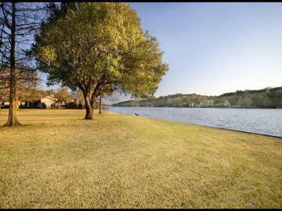 View 5227 Tortuga Trl in Mcketta J J 5227 Tortuga Trl - property photo 1 - Luxury home in Mcketta J J, Austin, TX