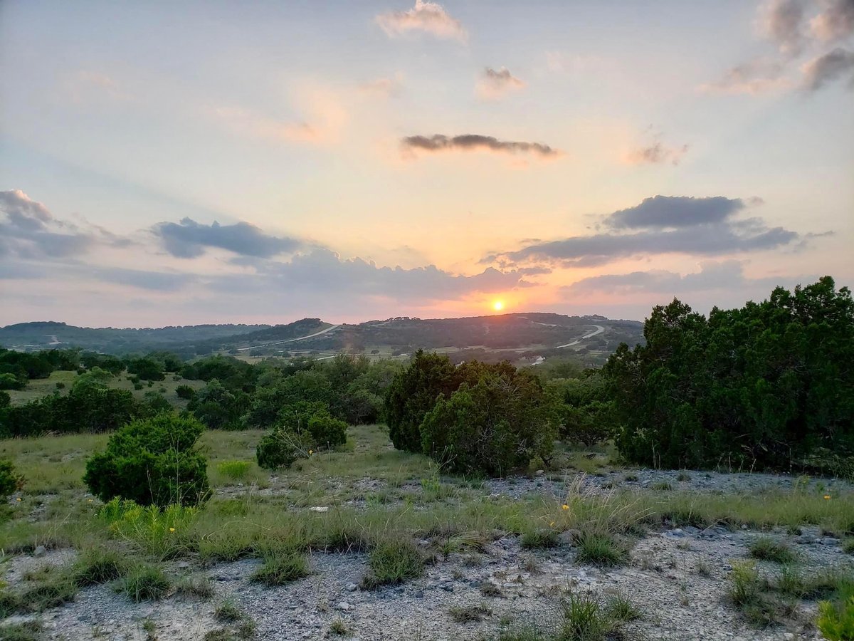 View 523 Big Sky CT in Majestic Hills Ranch 523 Big Sky CT - property photo 1 - Luxury lot in Majestic Hills Ranch, Blanco, TX