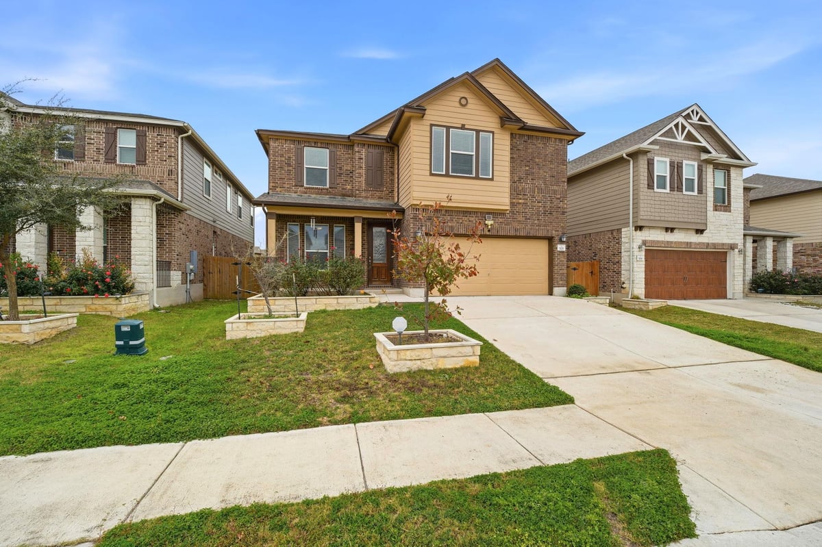 View 525 Ayinger LN in Timmermann 525 Ayinger LN - front exterior - Luxury home in Timmermann, Austin, TX