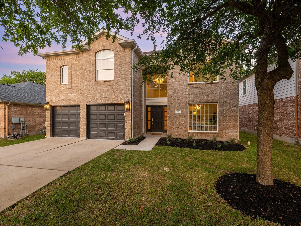 View 525 Golden Creek DR in Sonoma Sec 09 525 Golden Creek DR - front exterior - Luxury home in Sonoma Sec 09, Round Rock, TX