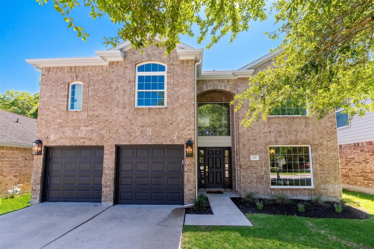 View 525 Golden Creek DR in Sonoma Sec 09 525 Golden Creek DR - front exterior - Luxury home in Sonoma Sec 09, Round Rock, TX