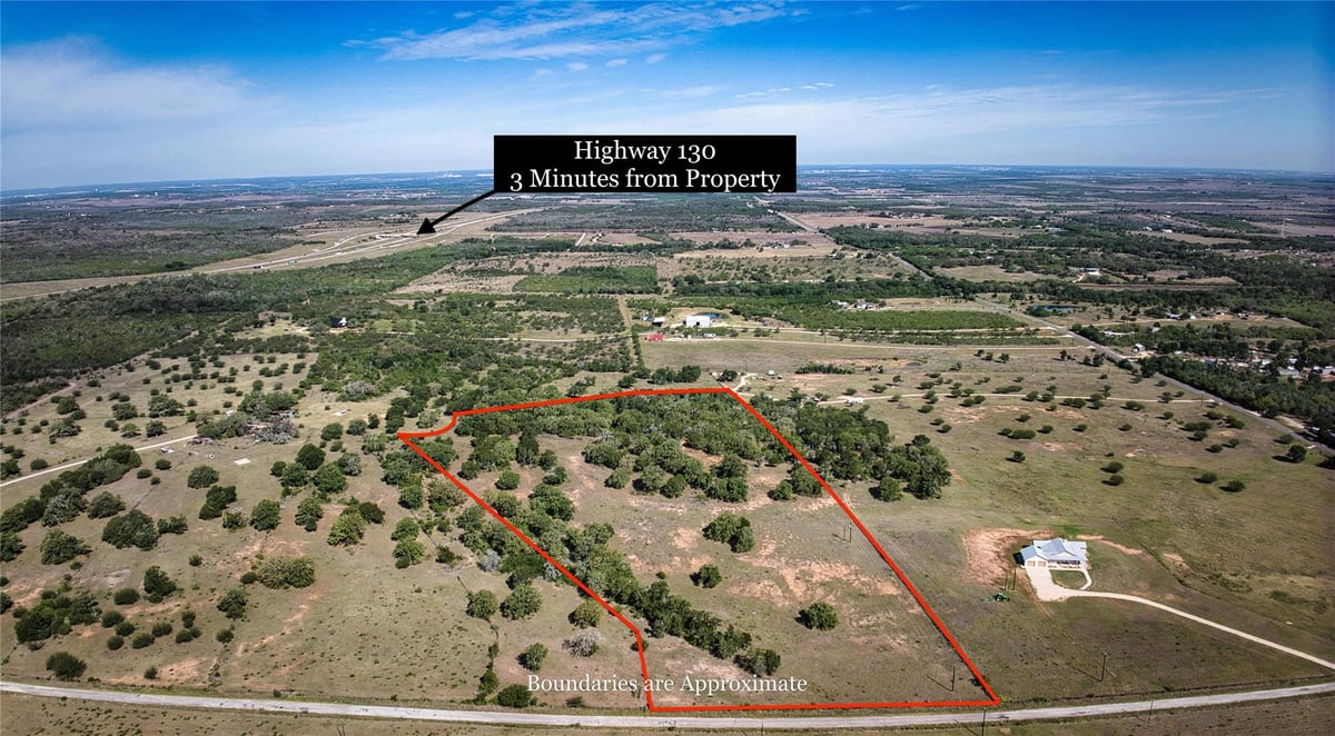 View 5250 Gravel Pit Rd in N/A 5250 Gravel Pit Rd - front exterior - Luxury home in N/A, Kingsbury, TX