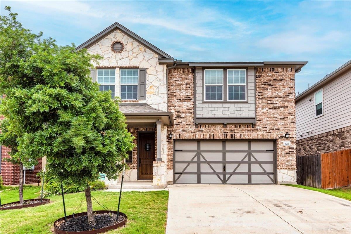 View 528 Ayinger Ln in Willow Trace 528 Ayinger Ln - front exterior - Luxury home in Willow Trace, Austin, TX