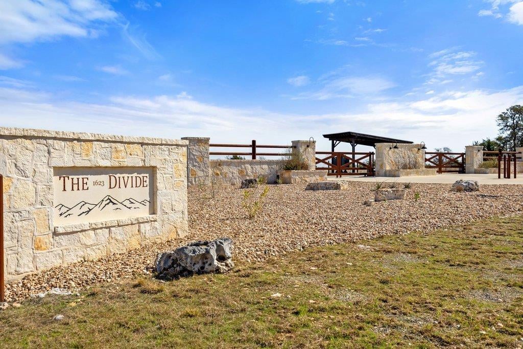 Kitchen at 529 Skyline Dr - The 1623 Divide, Blanco, TX