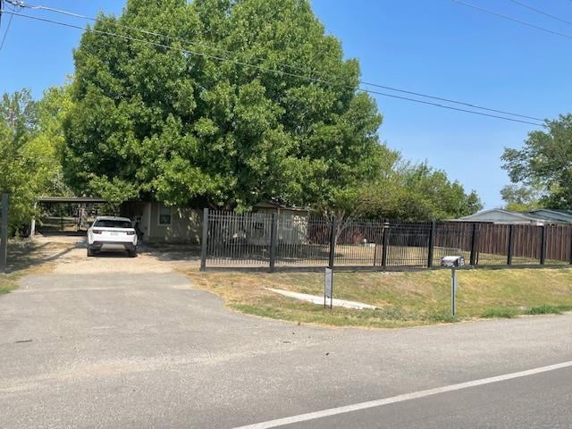 View 5296 Dacy LN in A0397 - A Reuss Surv 5296 Dacy LN - property photo 1 - Luxury home in A0397 - A Reuss Surv, Buda, TX
