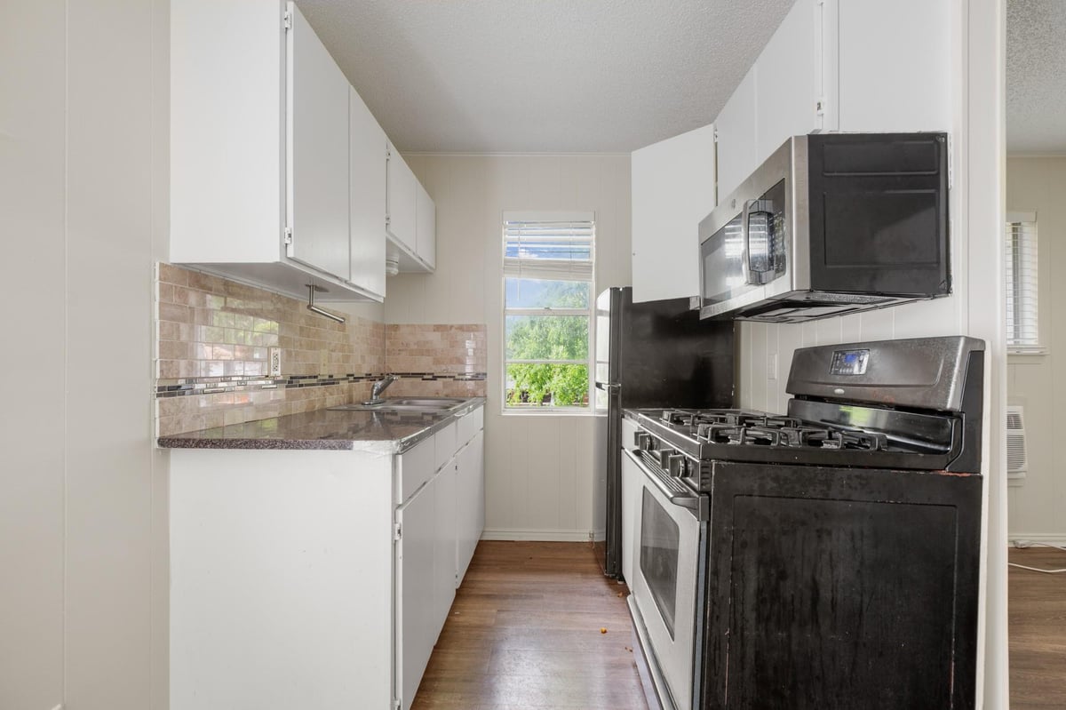 Kitchen at 5300 Guadalupe St Unit #6202 - 1 bed 1 bath home