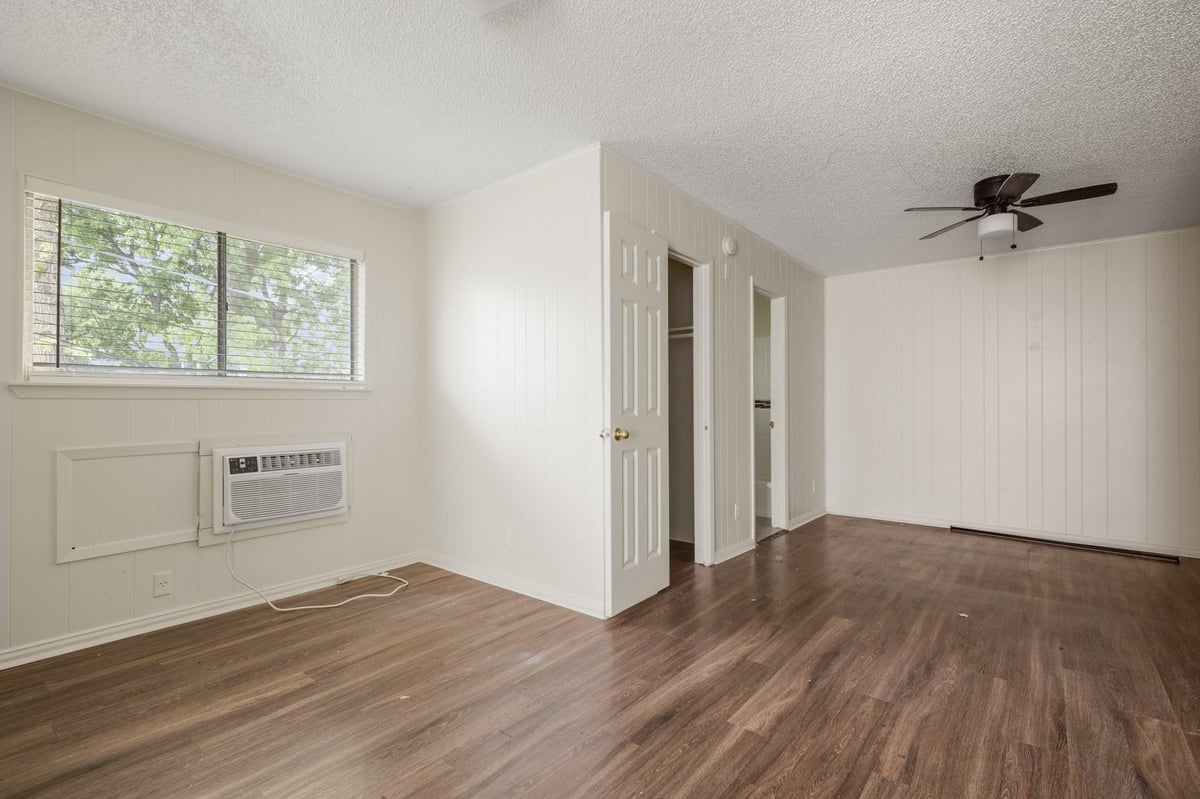 Primary bedroom at 5300 Guadalupe St Unit #6202 - 1 bed 1 bath home