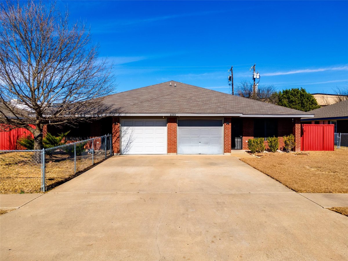 View 5301 Morning Glen Ln in Morning Glen 5301 Morning Glen Ln - front exterior - Luxury home in Morning Glen, Killeen, TX