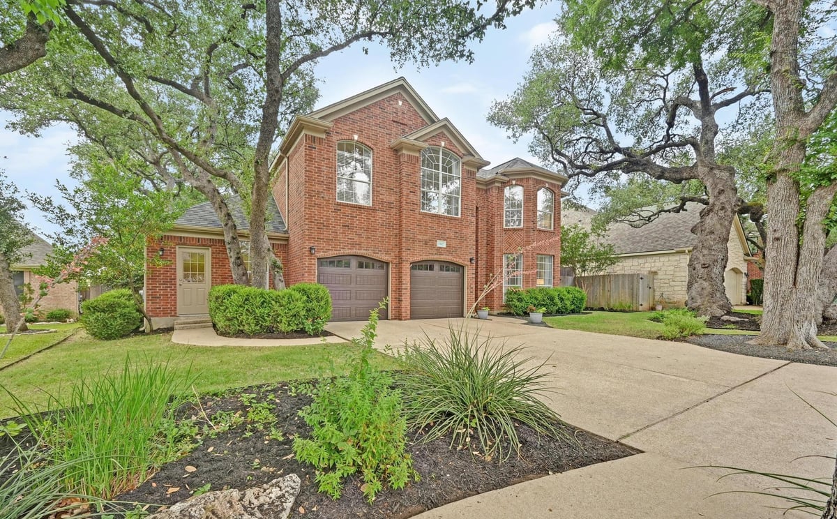 View 5302 Austral Loop in Circle C Ranch Ph C Sec 05-B 5302 Austral Loop - front exterior - Luxury home in Circle C Ranch Ph C Sec 05-B, Austin, TX