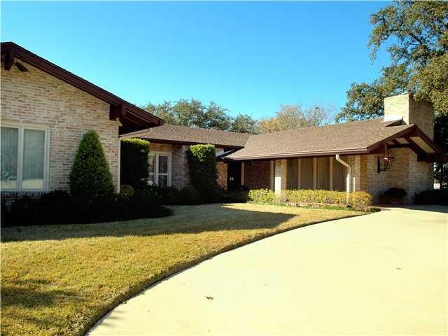 View 5302 Western Hills Dr in Ridge Oak Park 5302 Western Hills Dr - property photo 1 - Luxury home in Ridge Oak Park, Austin, TX