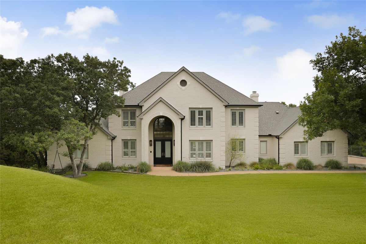 View 5304 Arbutus CV in Tierra Madrones 5304 Arbutus CV - property photo 1 - Luxury home in Tierra Madrones, Austin, TX