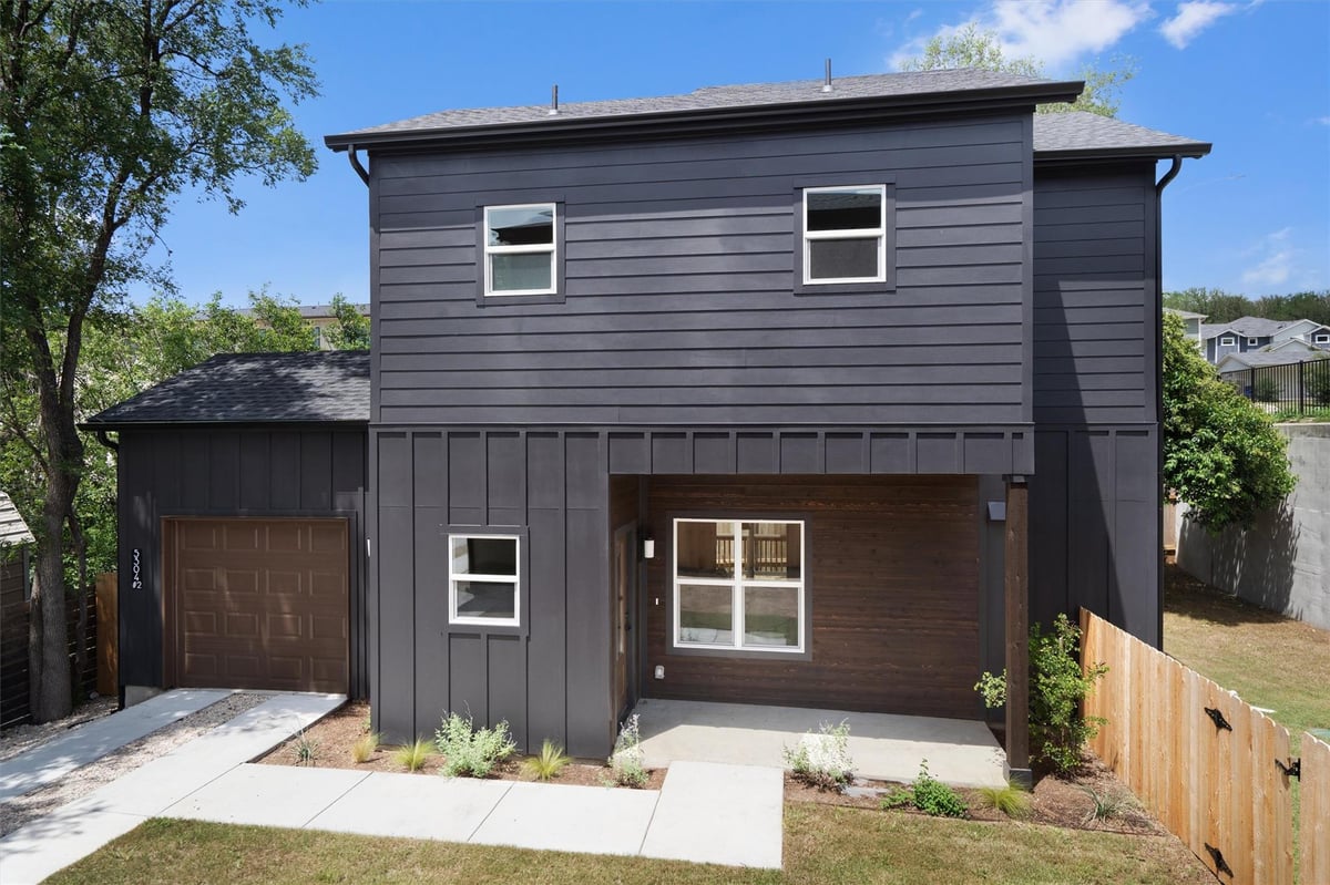 View 5304 Samuel Huston Ave Unit #B in Truman Heights 5304 Samuel Huston Ave Unit #B - front exterior - Luxury home in Truman Heights, Austin, TX